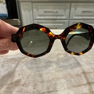 Designer Eye Glasses. - Anne and Valentin